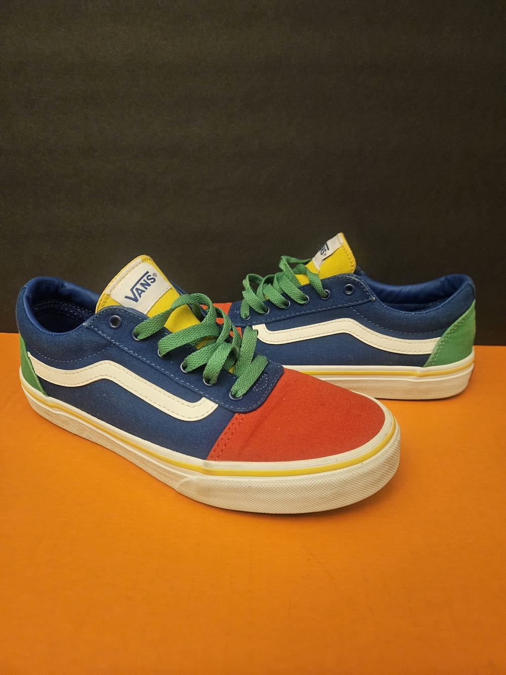 Vans Low Top Sneakers in Blue, Red & Green